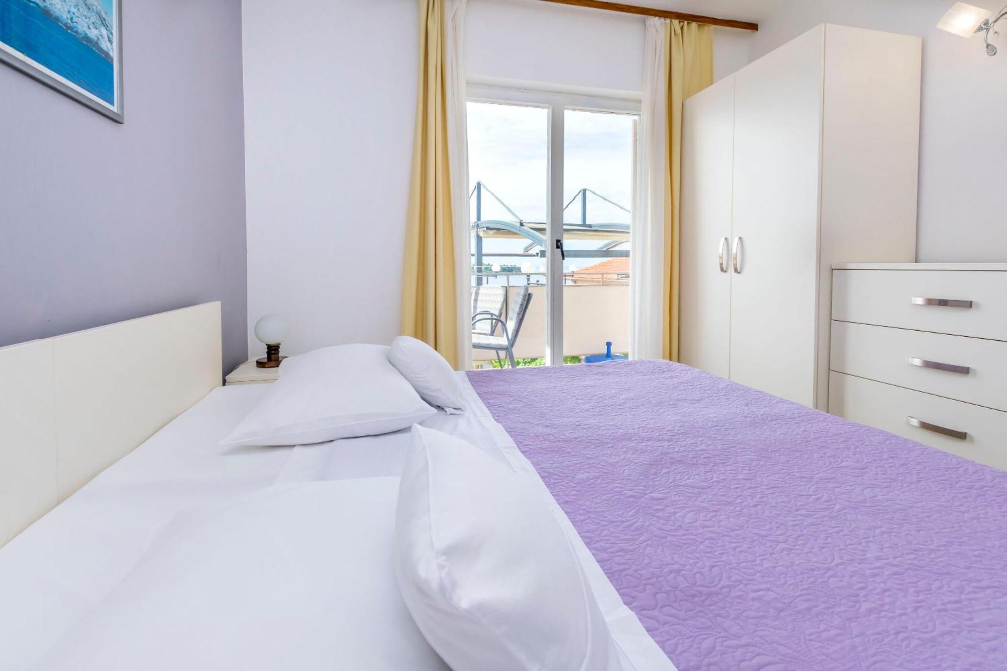 Apartments Zivana プリモシュテン 部屋 写真